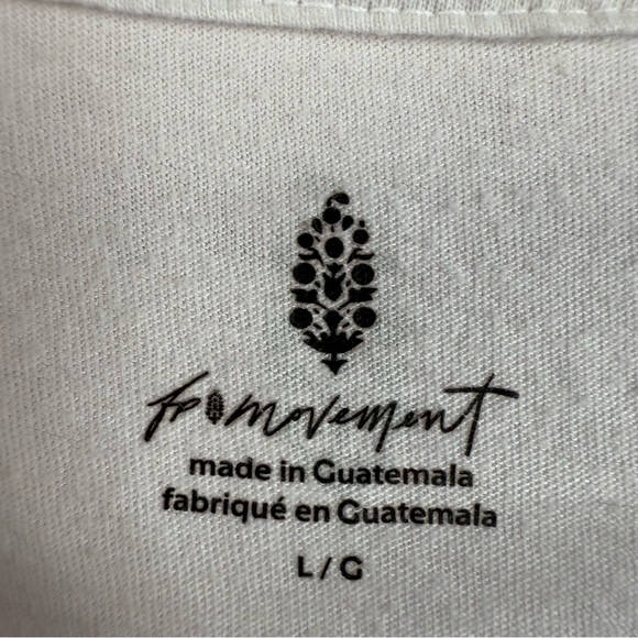 FP Movement Free People White Tank
Multicolor Watercolor Floral Motif shirt - Picture 11 of 15